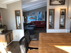 Interior - ★New Deck★ 10/10 View with Easy Beach Access ★ (Seven Bays)