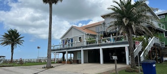 Kemah Seaside Retreat neben dem Kemah Boardwalk - Last-Minute-Angebot, Preis erfragen