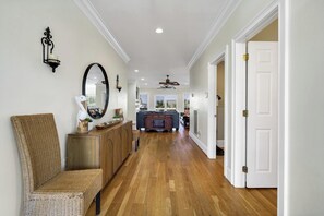 Interior - 7 Brm, 5 1/2 baths! Beautiful Ocean views (Edisto Beach)