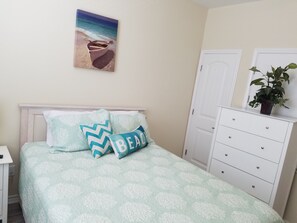 3 habitaciones, tabla de planchar con plancha y wifi gratis 