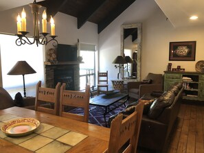 Smart TV, fireplace, video games, books - SUMMER TIME FUN OR  "ON" the Ski Slope - Not Just Ski-in/Ski Out - Edelweiss #10 (Durango)