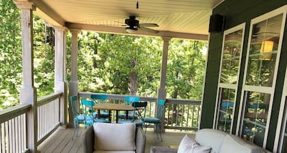 Beautiful Lake Martin 5 br—Great Central Location
