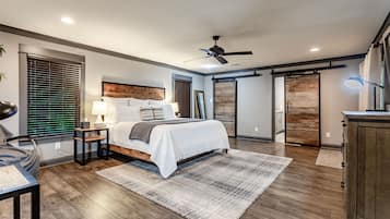 4 makuuhuonetta, silitysrauta/-lauta, Wi-Fi, vuodevaatteet