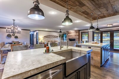 Fixer Upper's "Bachelor Pad" from Season 3