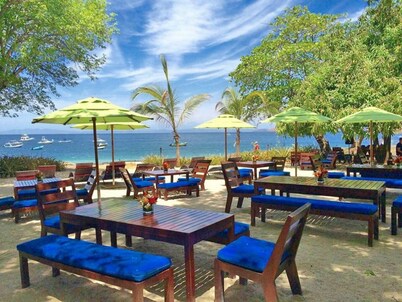 Casa Uno, Beachfront in Lovely Playa Ocotal.