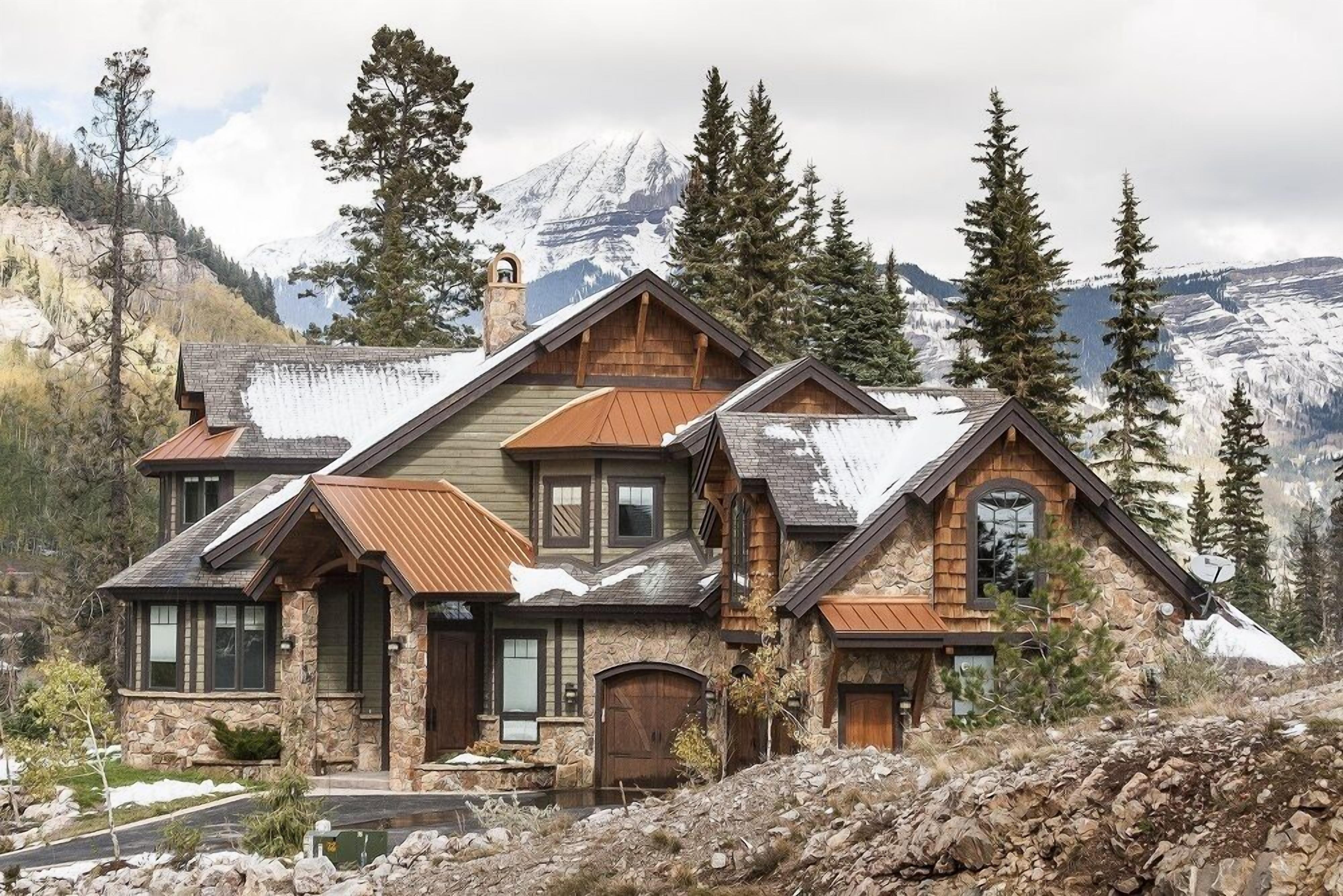Gorgeous Mountain Home with 360 Mtn. Views! Durango Mtn Resort across the street
