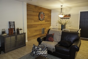 TV, fireplace, DVD player, table tennis