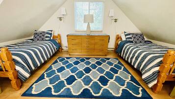 2 bedrooms, desk, iron/ironing board, free WiFi