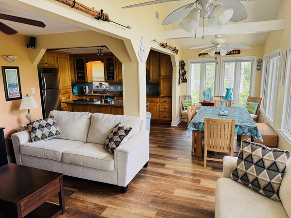 Smart TV, video games