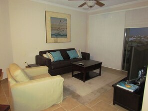 Smart TV, DVD player - CASA BLANCA, Pet Friendly, Free Fiberoptic Internet,  Direct TV on Sandy Beach  (Puerto Penasco)
