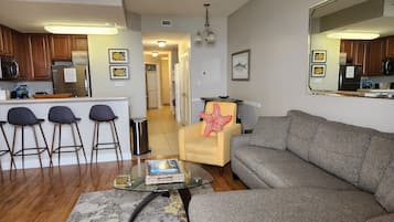 Smart TV, DVD player, books