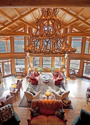 Smart TV, fireplace, DVD player, foosball