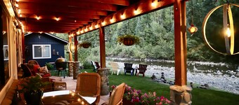 VRP-25-0446 -Closest 4-bedroom riverfront to Wolf Creek Resort