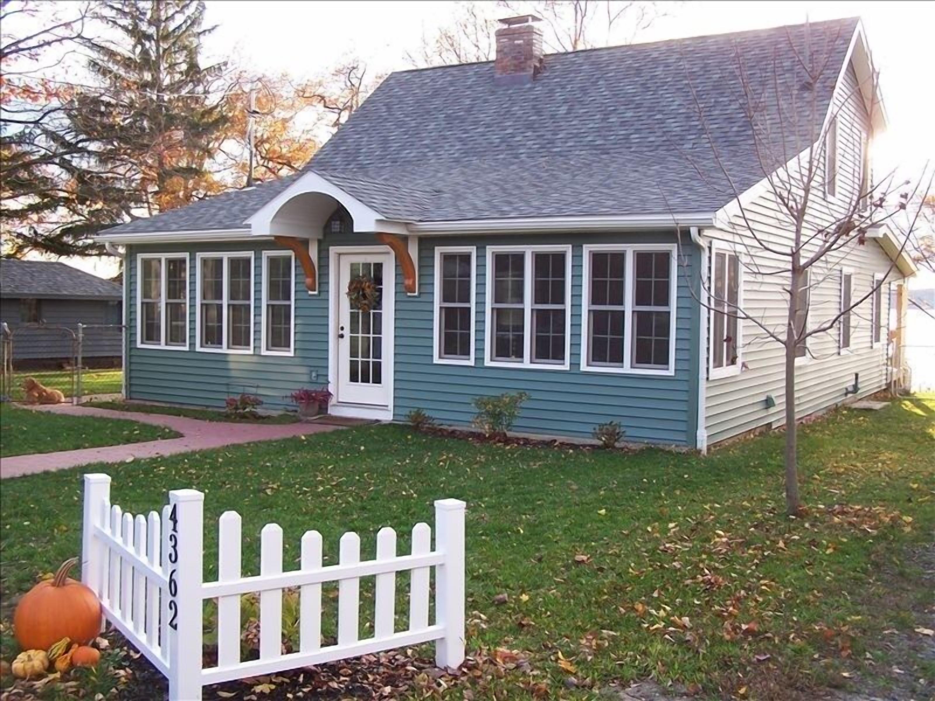 Lakefront House on Seneca Lake