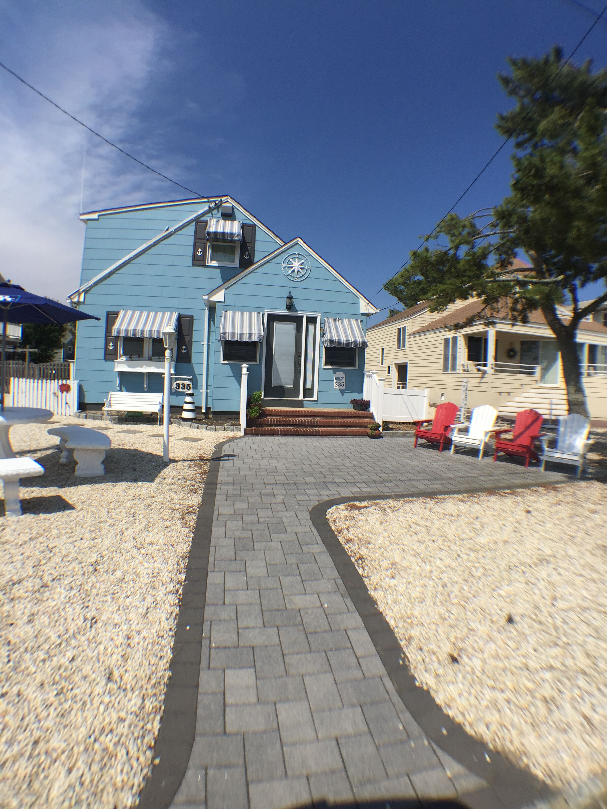 >Family Friendly 3 bd 2 bth home S Beach Haven near beach and park