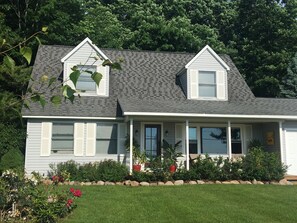 Exterior - Lake Michigan Waterfront Retreat - Traverse City, MI (Traverse City)