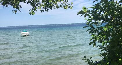 Lake Michigan Waterfront Retreat - Traverse City, MI