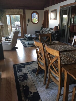 Smart TV, fireplace, video games, DVD player