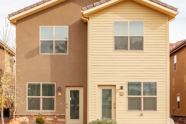 Springdale Townhome 4 is on the left.