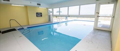 Piscine couverte, piscine chauffée