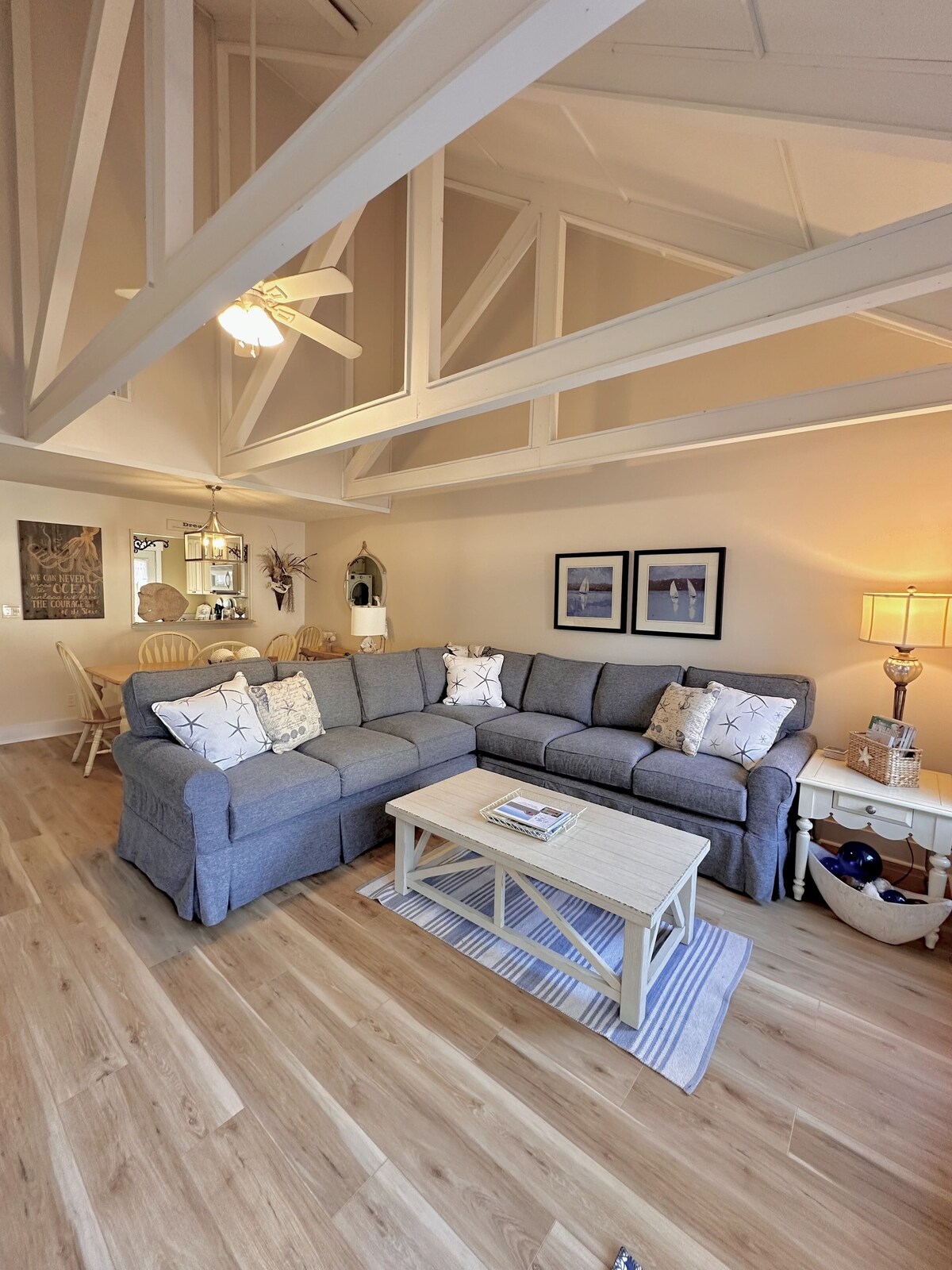 Couples Retreat, Dog Friendly, Private enclosed courtyard