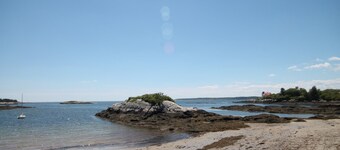 Boothbay Open Plan 1- Bedroom Apt. Woods & Water. Southport.