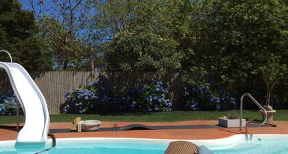 Miacomet Marvel uima-altaan ja Cabanan kanssa