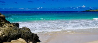 Gorgeous Oceanfront! - Sweeping Views & Steps to the Beach