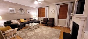 Smart TV, fireplace - Four Primary Suites Sleeps 10 Downtown Rehoboth Beach Parking Pool (Rehoboth Beach)