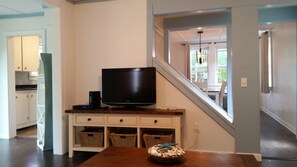 Interior - Summer 2024 Beach Getaway! Don’t miss out on a vacation in Narragansett Pier (Narragansett)