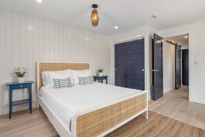 1 bedroom, iron/ironing board, WiFi, bed sheets - Twenty Shore - 1 Surf Suite (Ogunquit)