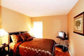 4 habitaciones, tabla de planchar con plancha y wifi gratis 