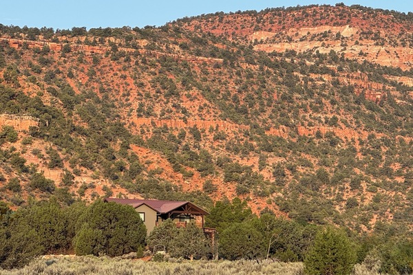 Secluded 3 acre lot nestled in red canyon