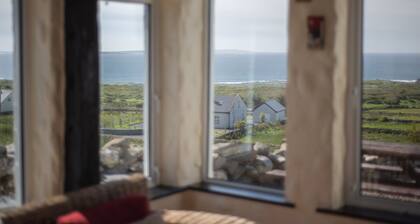 A Unique Cottage, Doolin Breathtaking Ocean & Burren views