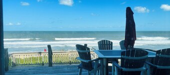 Executive Oceanfront Retreat