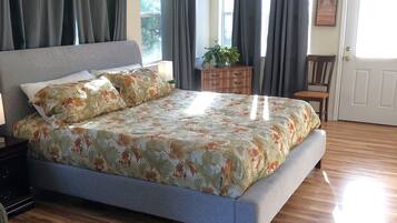 1 bedroom, iron/ironing board, WiFi, bed sheets