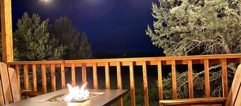 Cozy MTN View Cabin-Ski Wolf Creek 22 miles Fire Pit-WiFi-Dog Friendly!