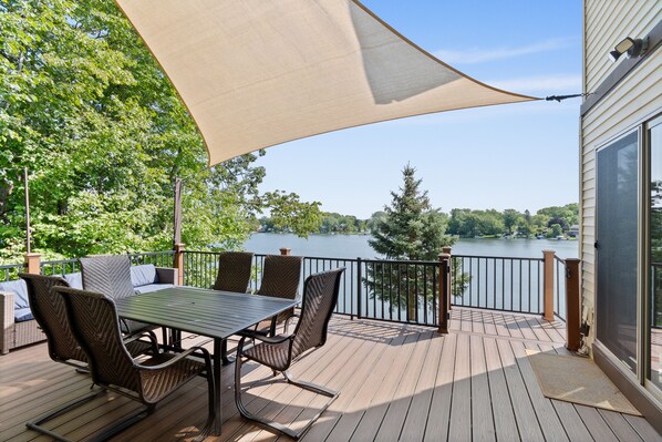 تناول الطعام بالخارج