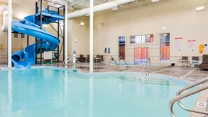 Piscine couverte, piscine chauffée