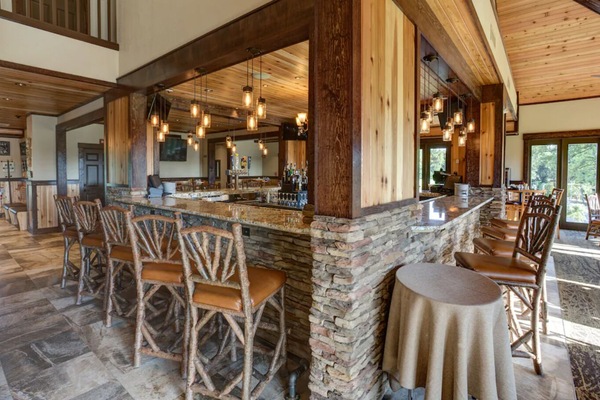 Bar (a l'allotjament)