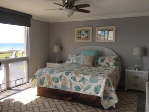 2 室のベッドルーム、アイロン / アイロン台、WiFi (無料)、ベッドシーツ