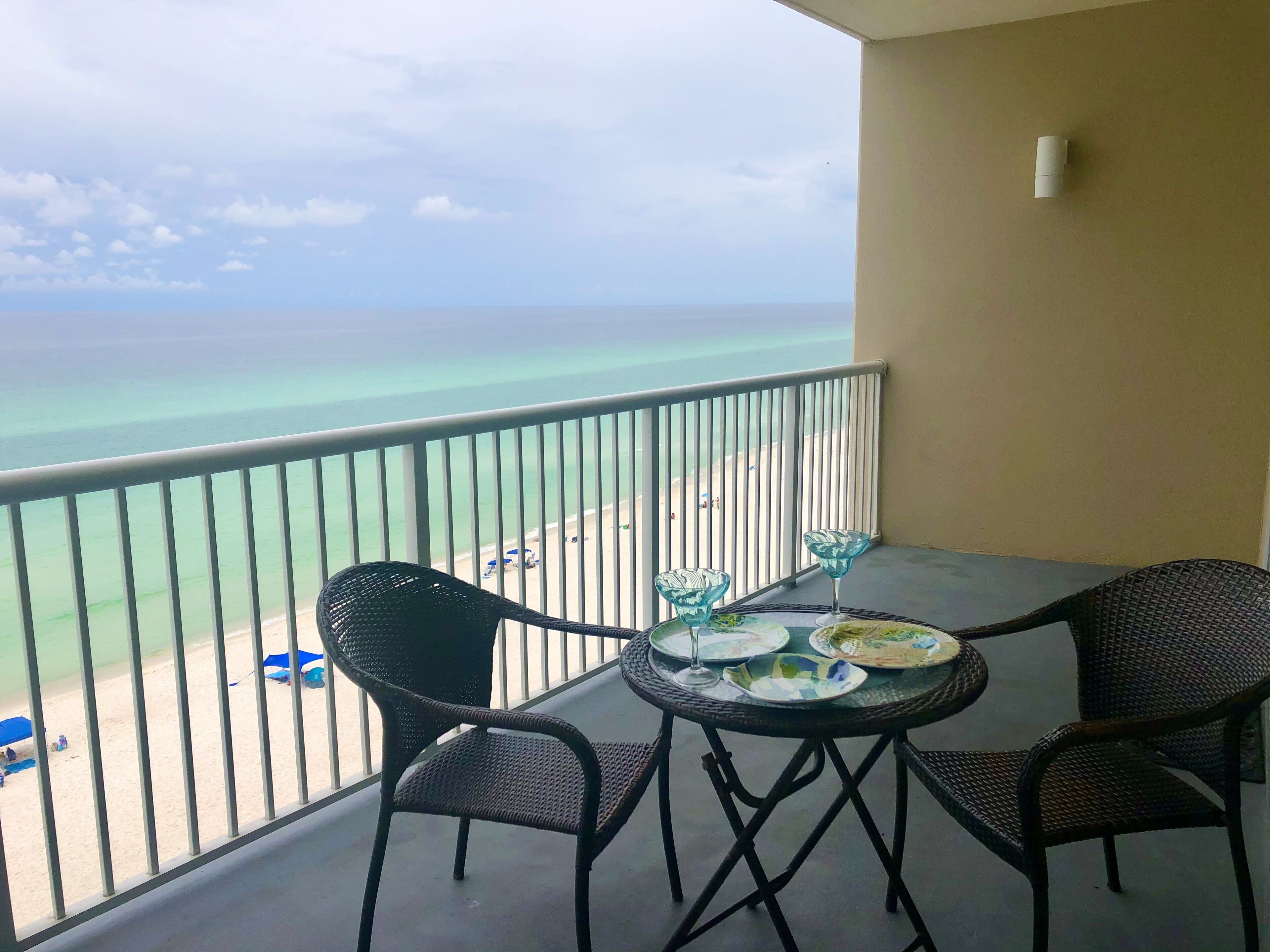 Family Friendly. Oceanfront Condominium. Palazzo 3/3.