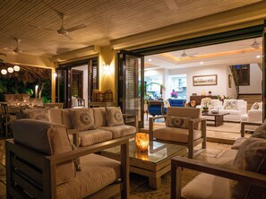Terrace/patio - Beach Front Villa W/Pool/Staff, in Gated Community W/Tennis/Gym (Montego Bay)