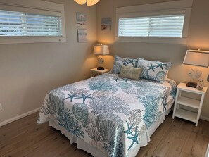 2 bedrooms, WiFi, bed sheets - The Pool House located in Coveted Old Town with Pool (Port Aransas)