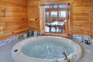 Interior - Victoria's Secret: Pet Friendly - Brand New Hot Tub - Luxury Resort Cabin (Sevierville)