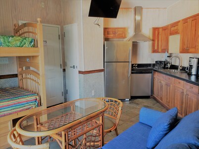 Across the street from the ocean!!