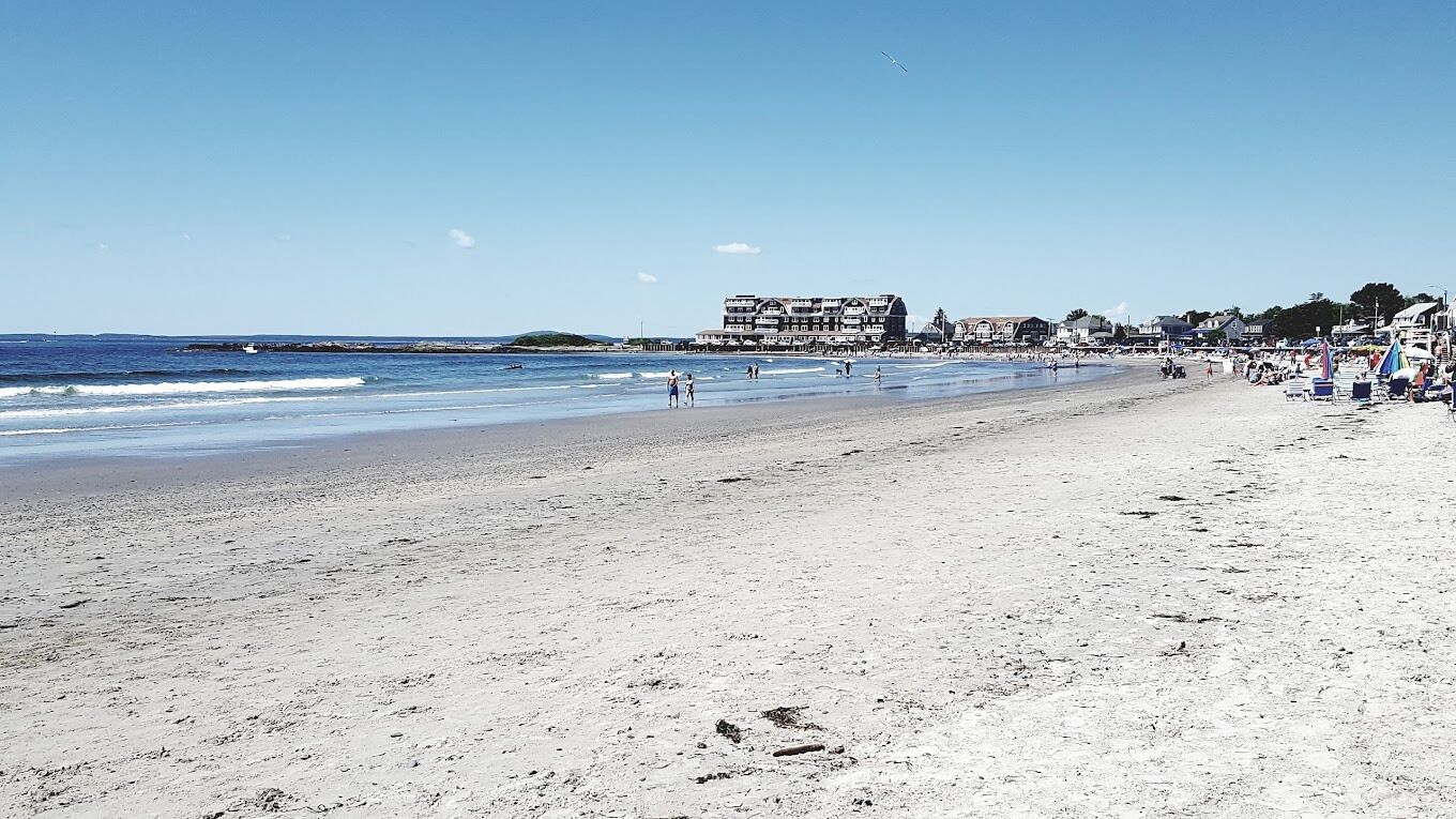 Beach nearby, beach towels