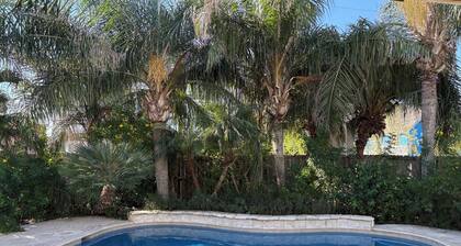 Casa Del Sol I - Large Single-Family Home With Private Pool