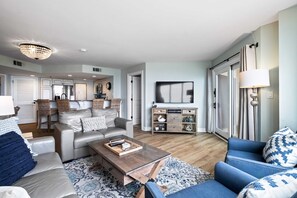 Smart TV, fireplace, DVD player