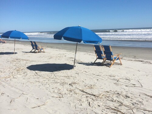 3 Bedroom /3 Bathroom Sparrow Pond Cottage, Close to Beach